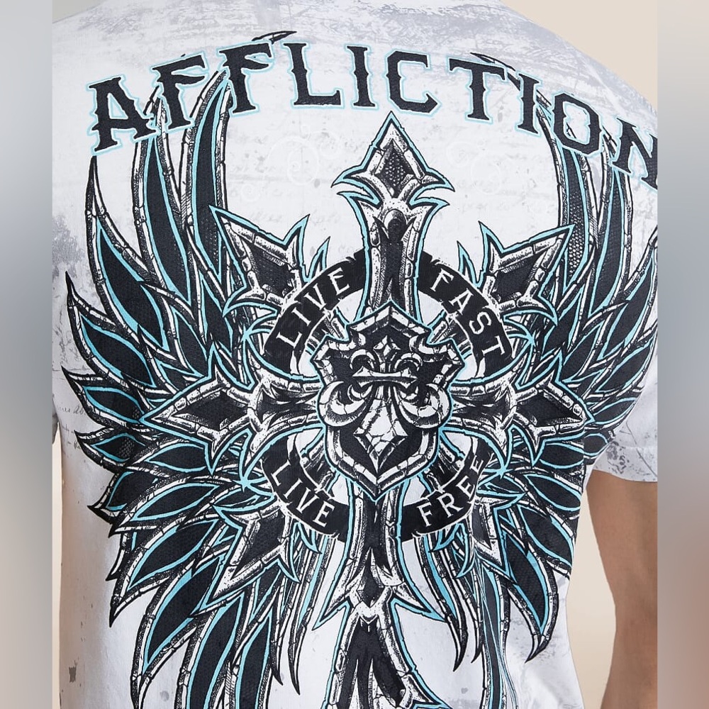 Affliction Men’s Medium Short Sleeve T-Shirt Blue Cross & Angel Wings Graphic - Picture 7 of 9